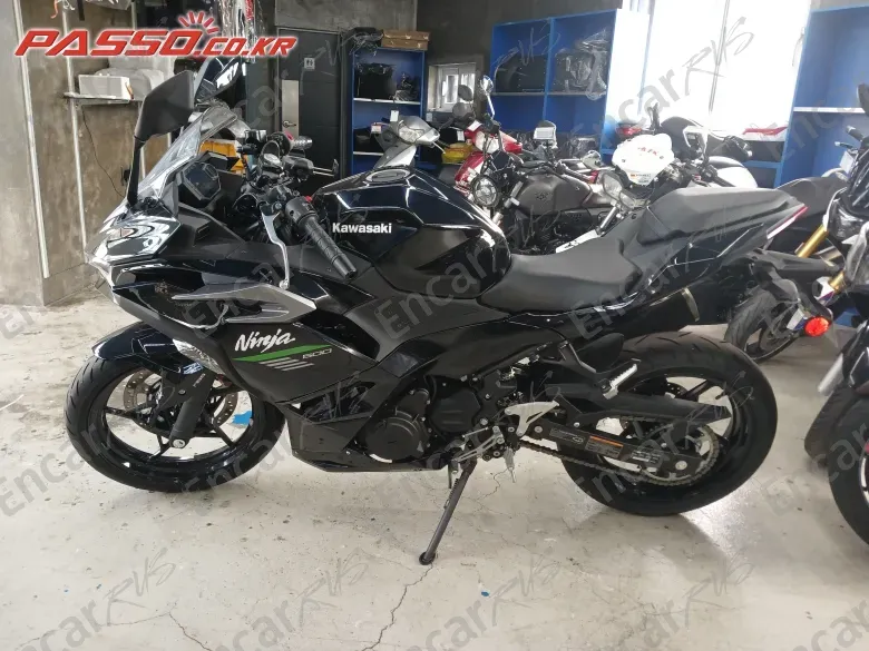 KAWASAKI ZX 500 R - фото 1