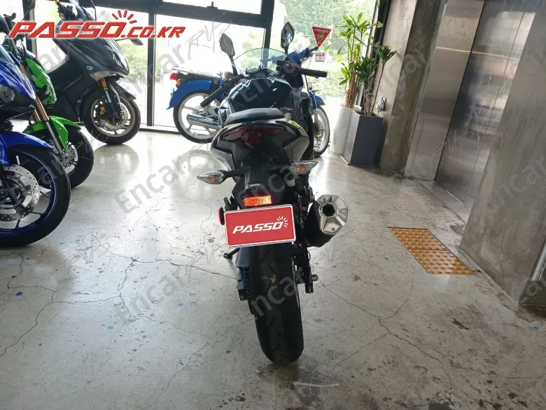 KAWASAKI ZX 500 R - фото 2