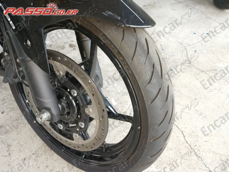 KAWASAKI ZX 500 R - фото 5