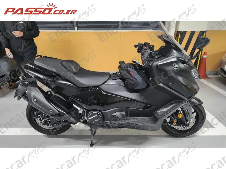 Yamaha T Max 560