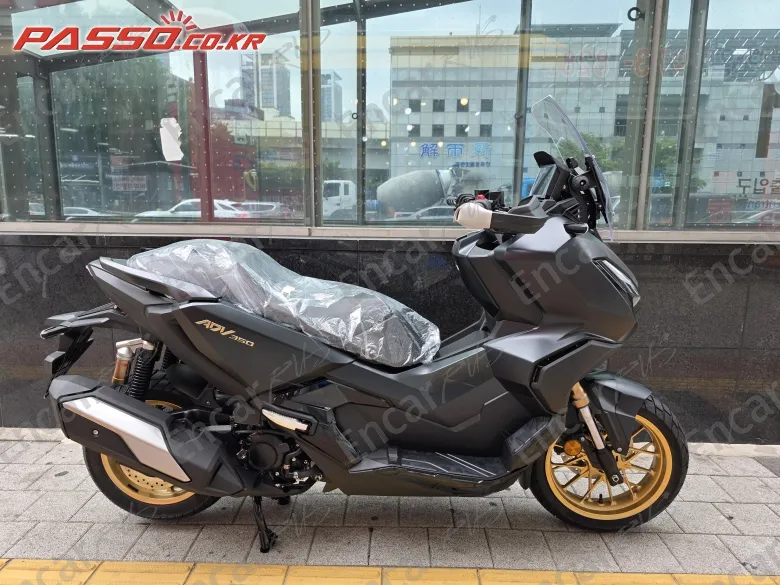 Honda Adv 350 - фото 0