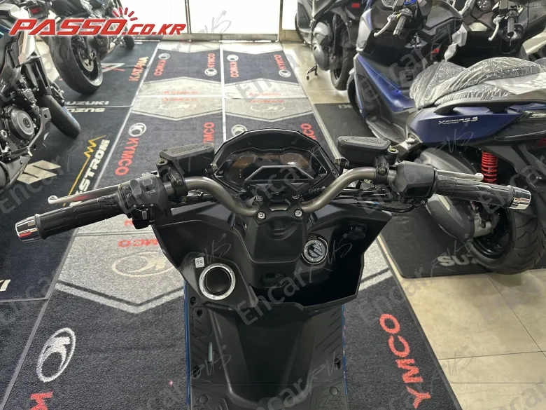 Kymco Krv 200 - фото 3