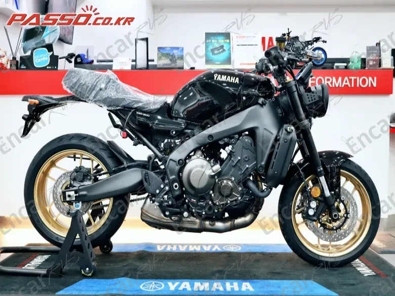 YAMAHA XSR 900 - фото 0