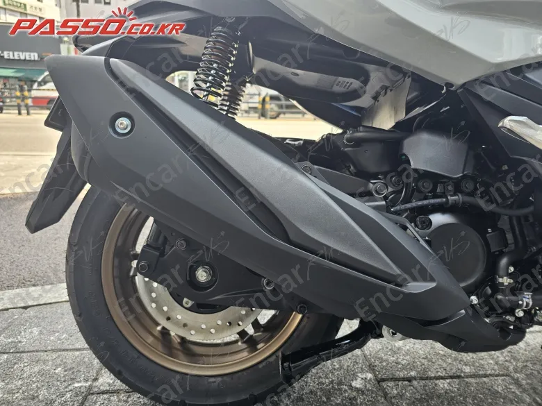 HONDA FORZA 350 - фото 4