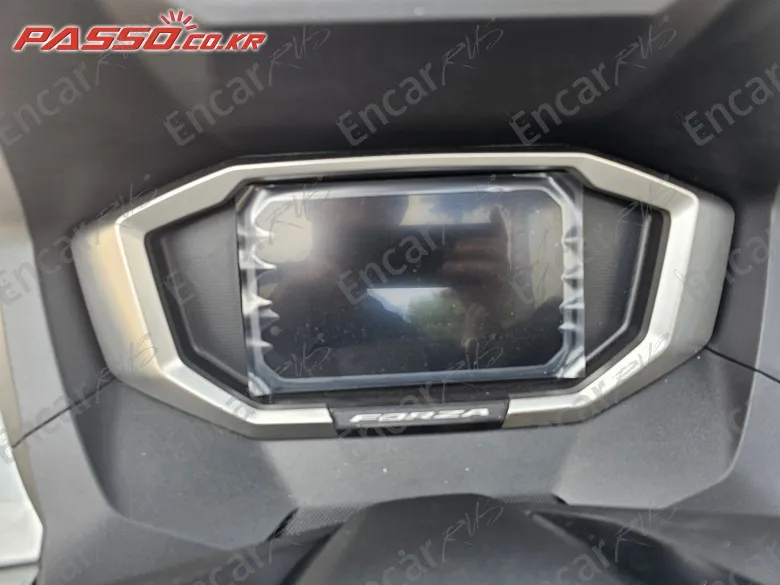 HONDA FORZA 350 - фото 6