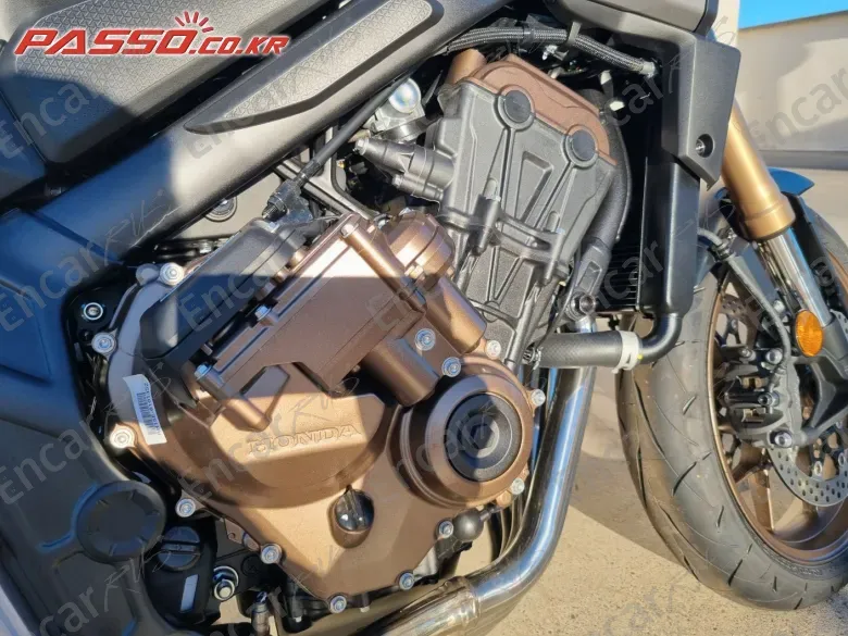 Honda Cb 650 R E-Clutch - фото 4