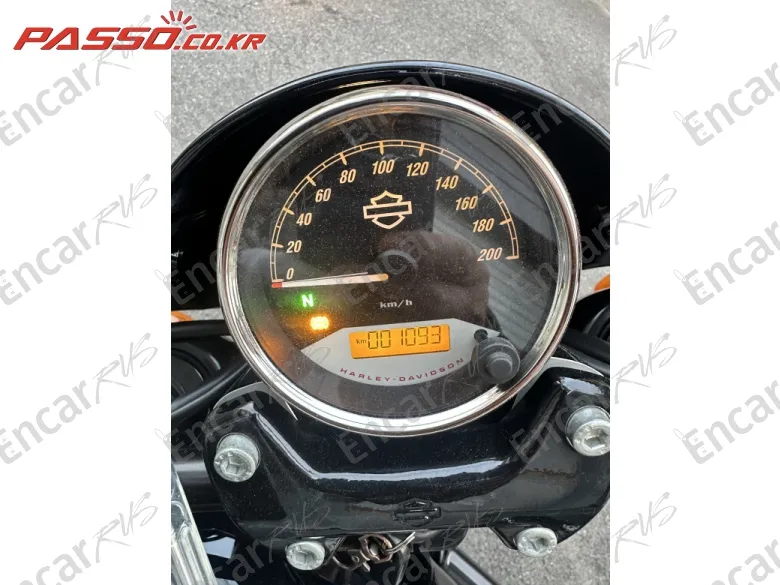 Harley-Davidson Street Rod 750 - фото 3