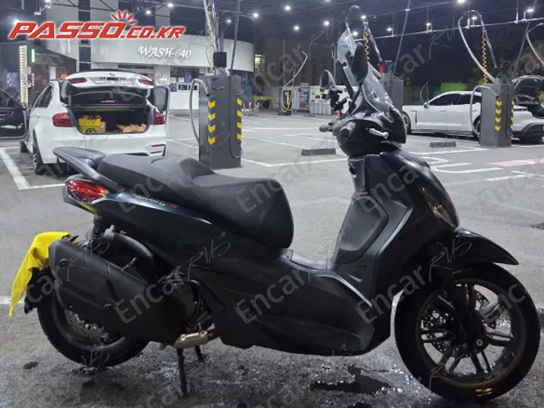 PIAGGIO BEVERLY 400 S - фото 0