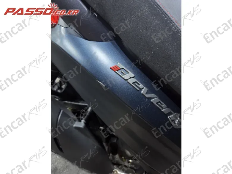 PIAGGIO BEVERLY 400 S - фото 6