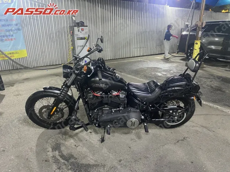 HARLEY-DAVIDSON STREET BOB - фото 1