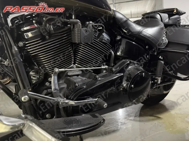 HARLEY-DAVIDSON FLSTC - фото 1