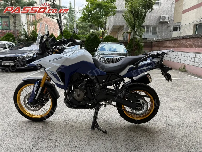 SUZUKI V STROM 800 DE - фото 1
