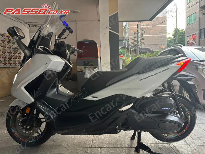 HONDA FORZA 350 - фото 1