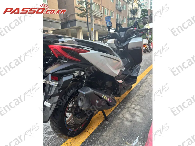 HONDA FORZA 350 - фото 3