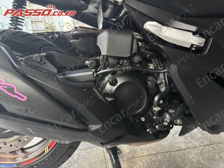 HONDA FORZA 350 - фото 6