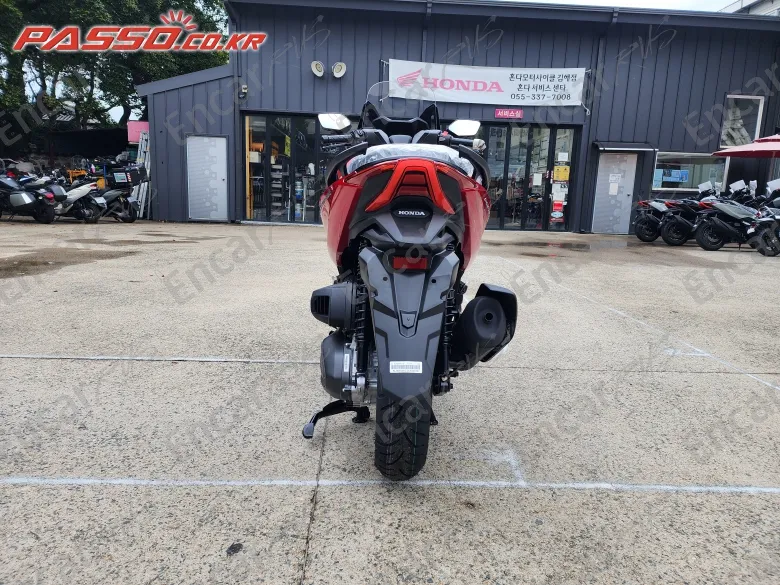 HONDA FORZA 350 - фото 2