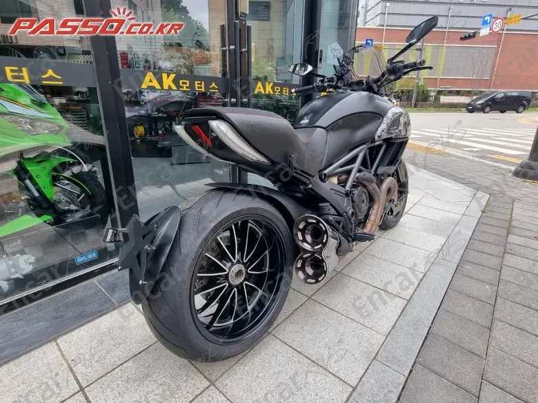 Ducati Diavel - фото 2