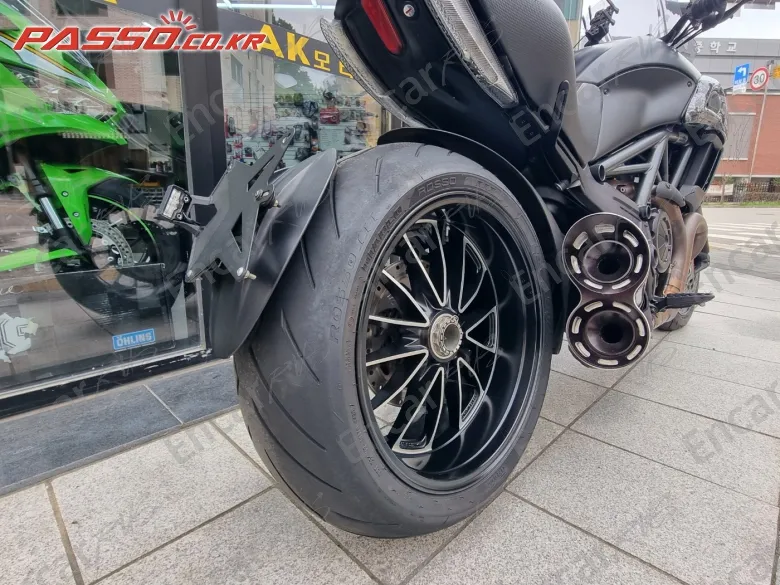 Ducati Diavel - фото 5
