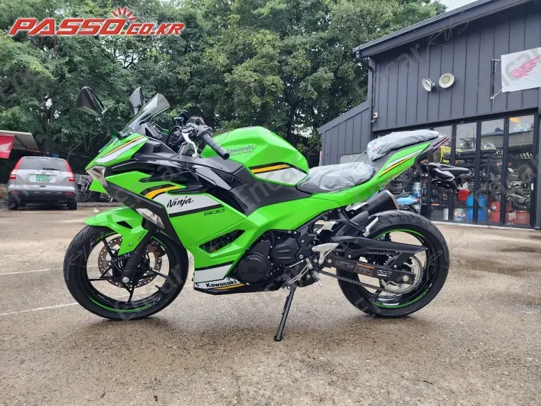 KAWASAKI ZX 500 R - фото 1