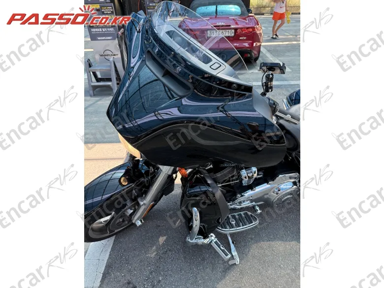 HARLEY-DAVIDSON FLHX - фото 5