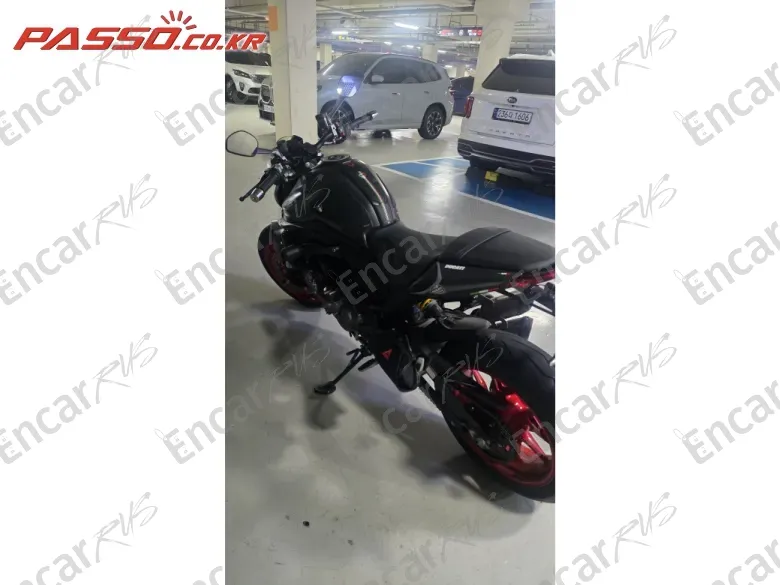 Ducati Monster 937 - фото 2