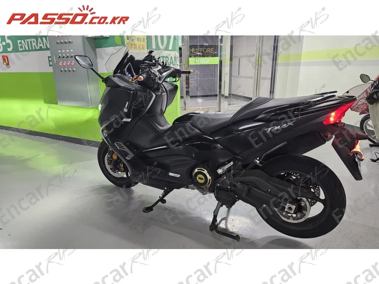 Yamaha T Max Dx - фото 1