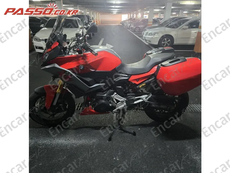 BMW F 900 XR - фото 1