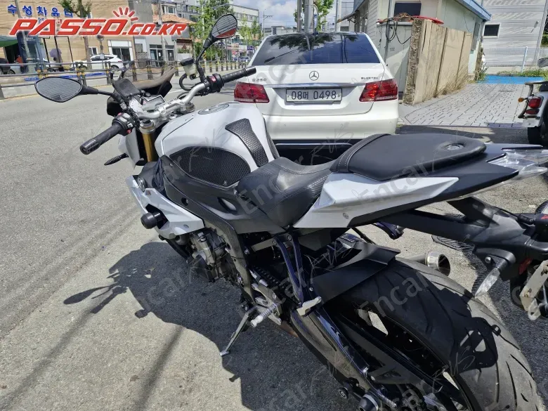 Bmw S 1000 R - фото 1