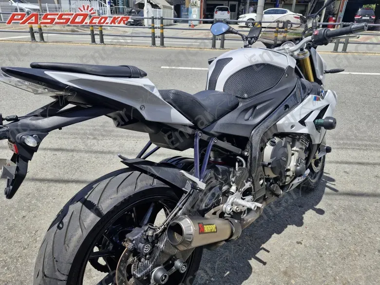 Bmw S 1000 R - фото 2