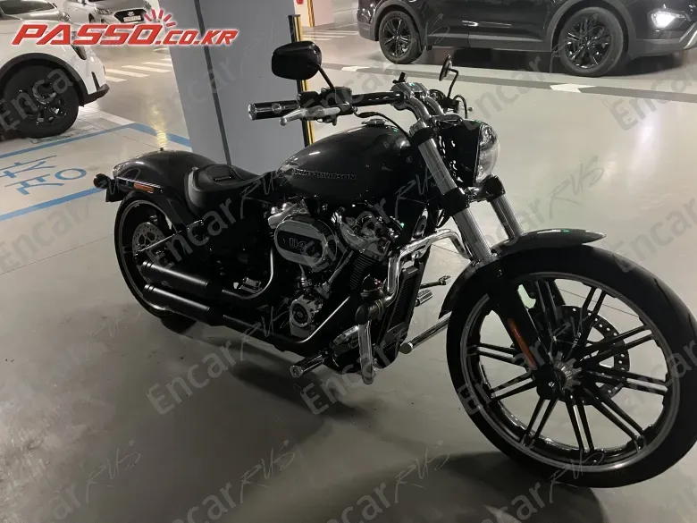 HARLEY-DAVIDSON BREAKOUT 114 - фото 0