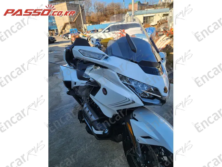 HONDA GOLDWING TOUR MT - фото 1
