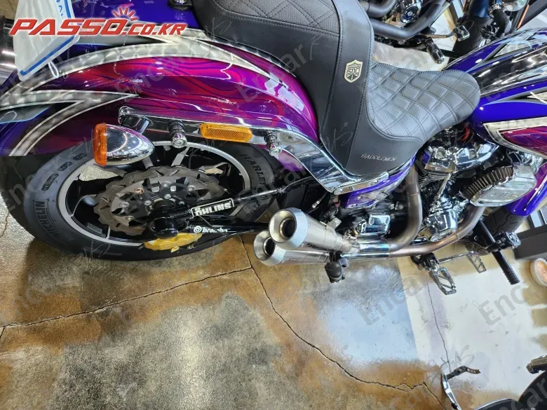 HARLEY-DAVIDSON ROAD GLIDE ST - фото 5
