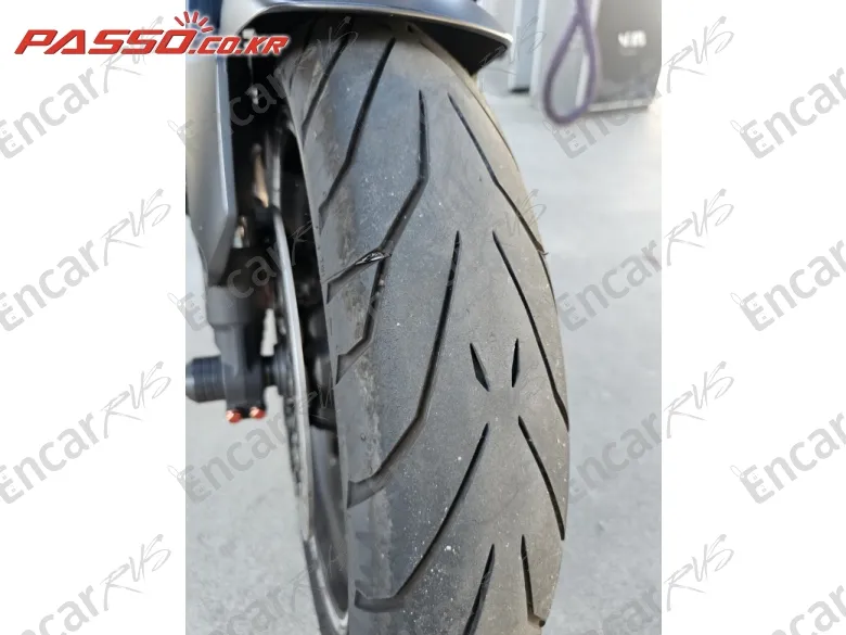 Honda Cb 1000 R - фото 5