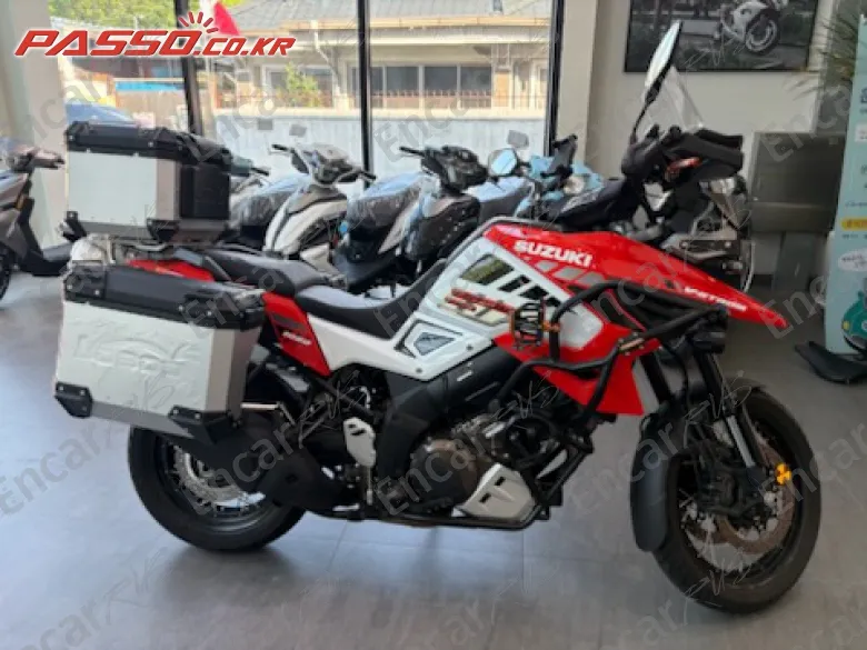 SUZUKI V STROM 1050 XT - фото 0