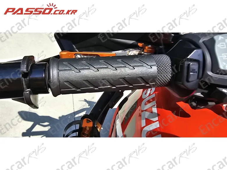 SUZUKI V STROM 1050 XT - фото 3