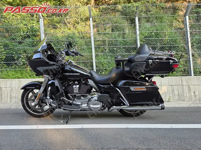 Harley-Davidson Road Glide Limited - фото 1