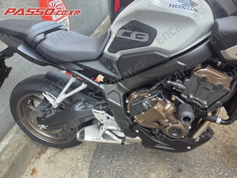 Honda Cb 650 R E-Clutch - фото 6