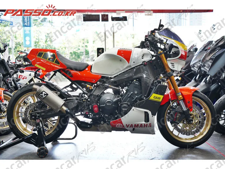 YAMAHA XSR 900 - фото 0