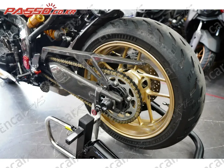 YAMAHA XSR 900 - фото 5