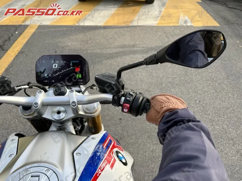 Bmw R 1250 R - фото 3