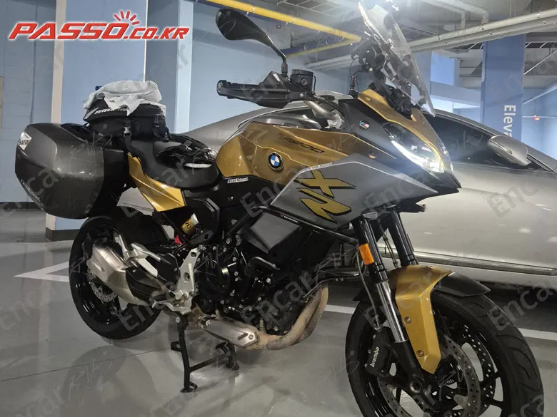 BMW F 900 XR - фото 0
