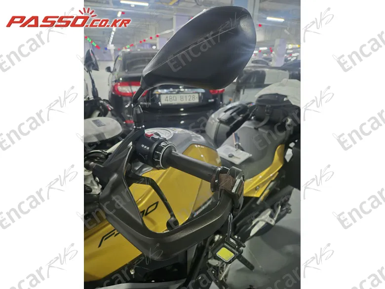 BMW F 900 XR - фото 4