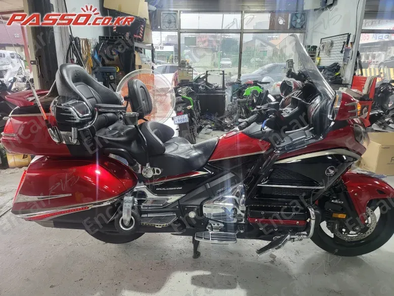 HONDA GOLDWING 1800 - фото 0