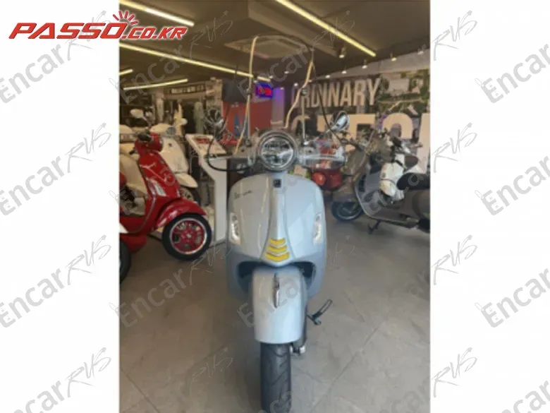 Vespa Gts 300 Super Tech - фото 4