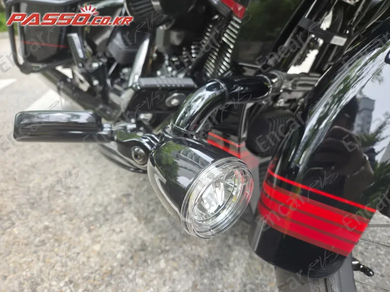 Harley-Davidson Fltrse3 - фото 4