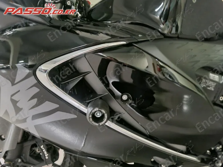 SUZUKI GSX R 1300 HAYABUSA - фото 4