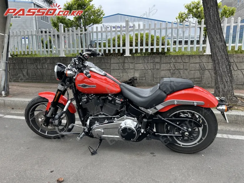 Harley-Davidson Sport Glide - фото 1