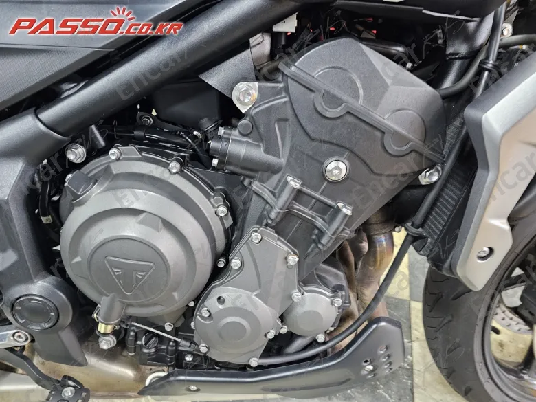 Triumph Trident 660 - фото 4