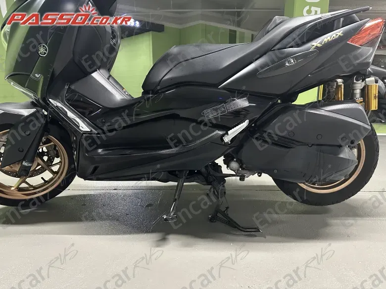 YAMAHA X MAX 300 ABS - фото 1