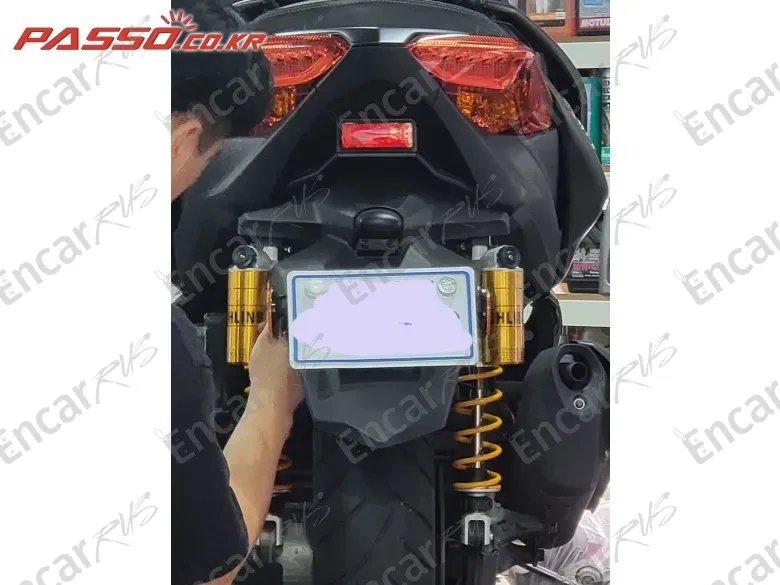 YAMAHA X MAX 300 ABS - фото 2